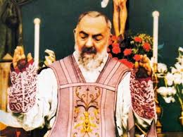 Padre Pio, A Incrível História do Santo dos Estigmas - ITALIA TUA